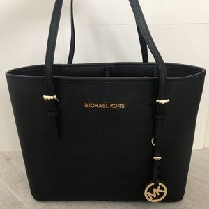 Michael Kors Tote!